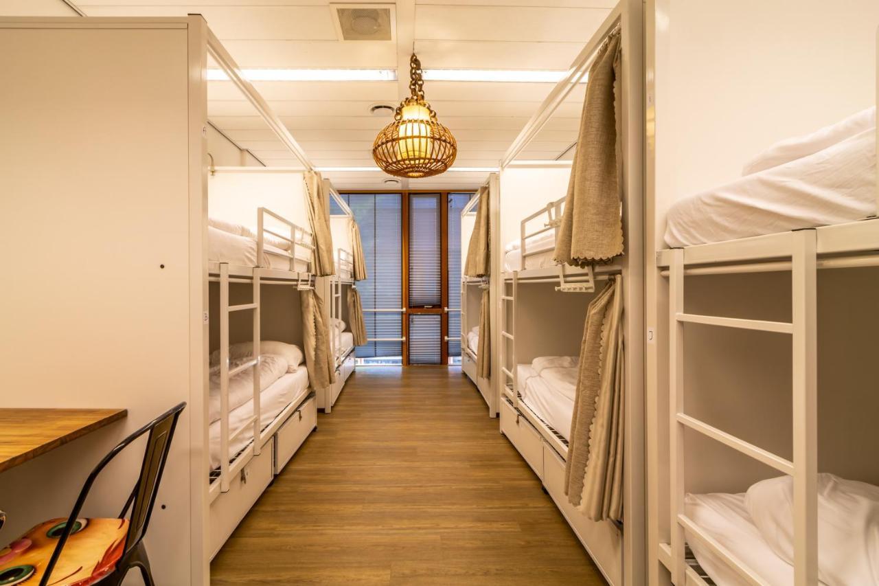 Hostelle - Women Only Hostel أمستردام المظهر الخارجي الصورة