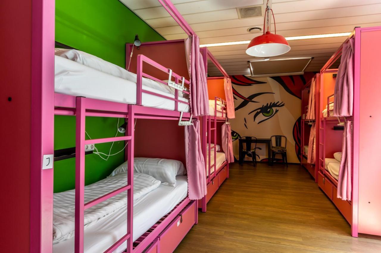Hostelle - Women Only Hostel أمستردام المظهر الخارجي الصورة
