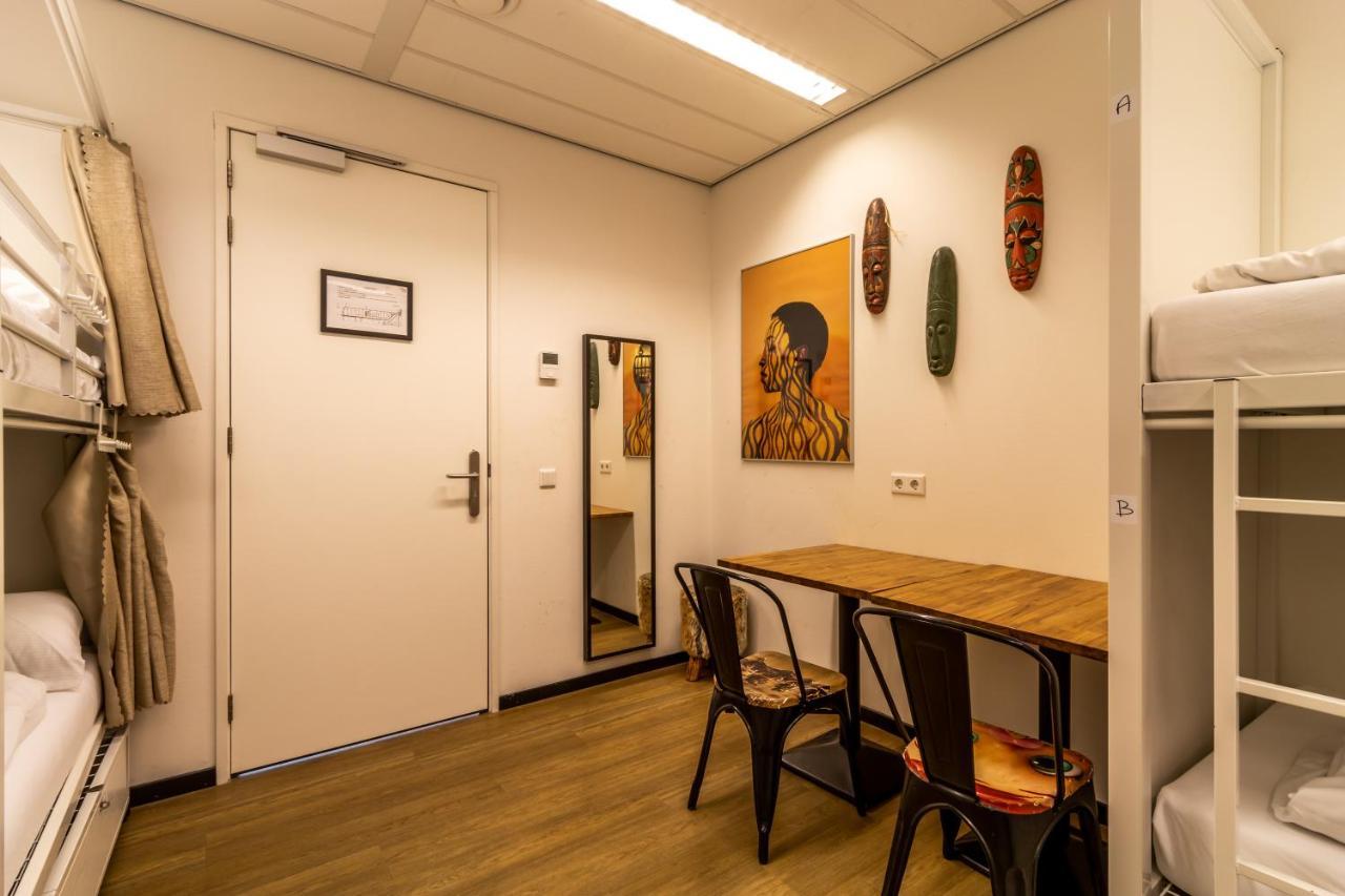 Hostelle - Women Only Hostel أمستردام المظهر الخارجي الصورة