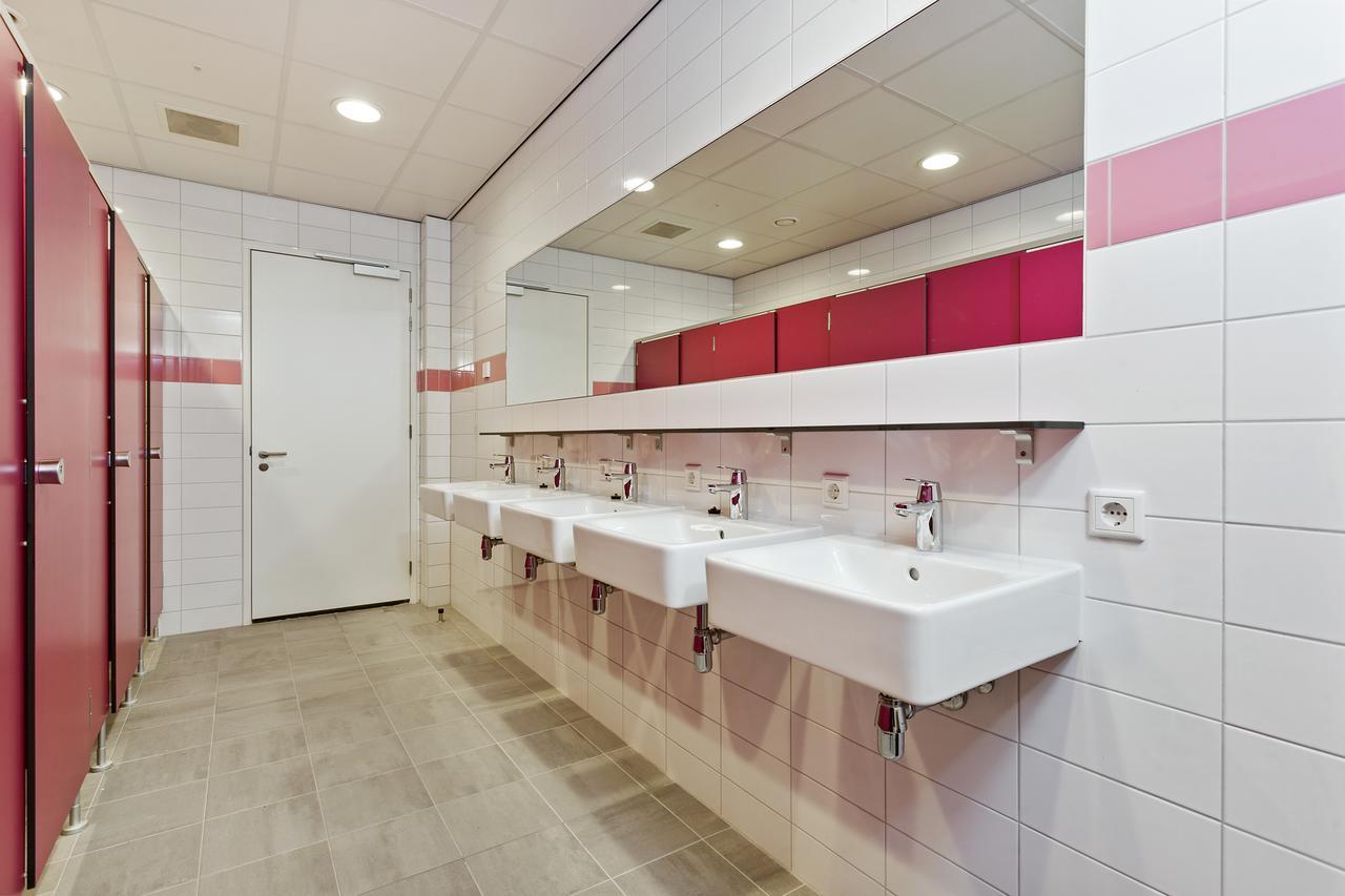 Hostelle - Women Only Hostel أمستردام المظهر الخارجي الصورة